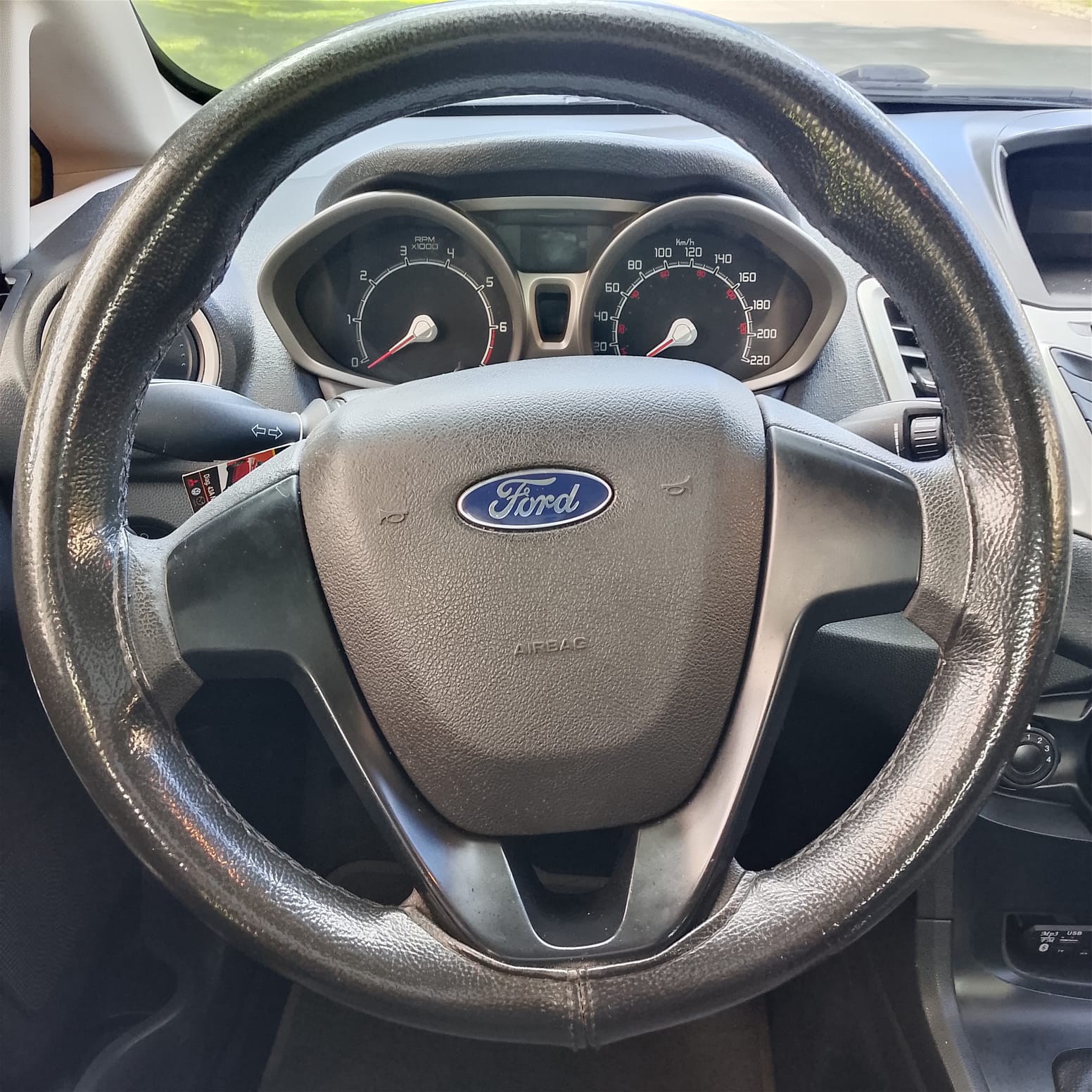 FORD FIESTA SE 2013 - Imagen 4