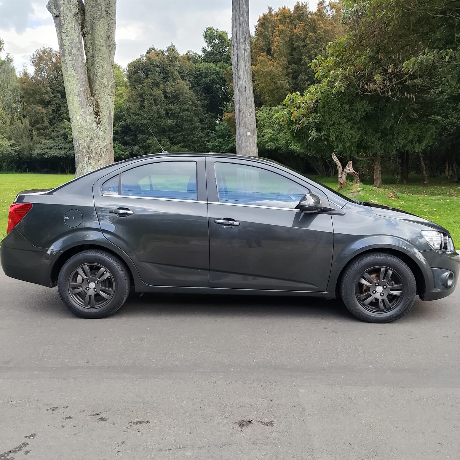 CHEVROLET SONIC LT 2014 - Imagen 12