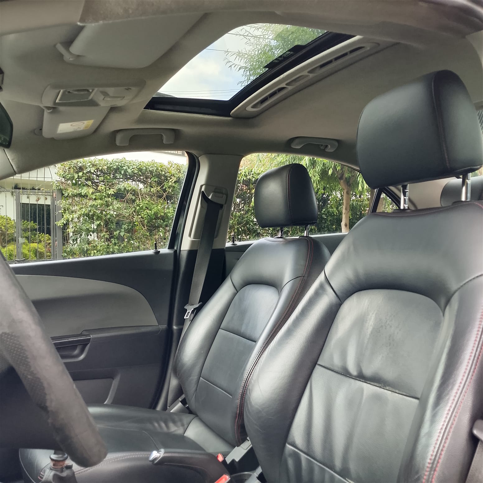 CHEVROLET SONIC LT 2014 - Imagen 9