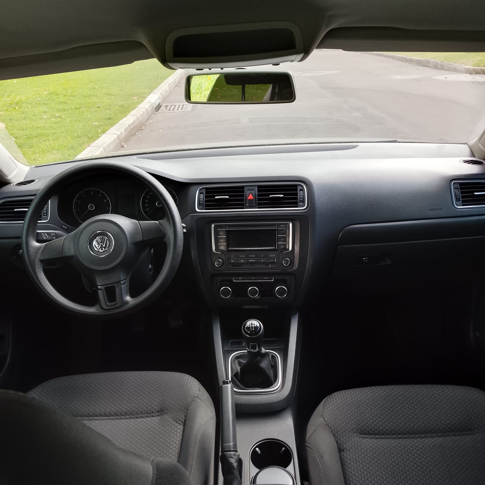 VOLKSWAGEN NUEVO JETTA 2014 - Imagen 8