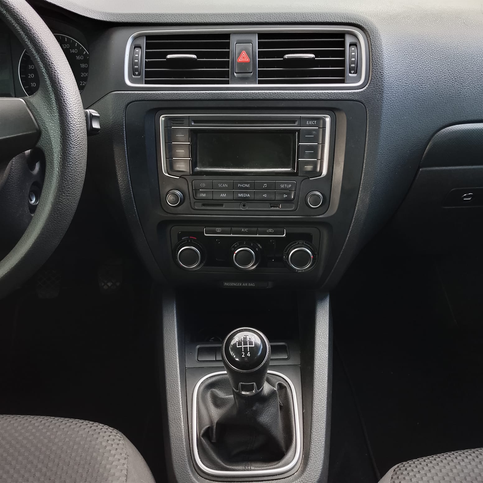 VOLKSWAGEN NUEVO JETTA 2014 - Imagen 7