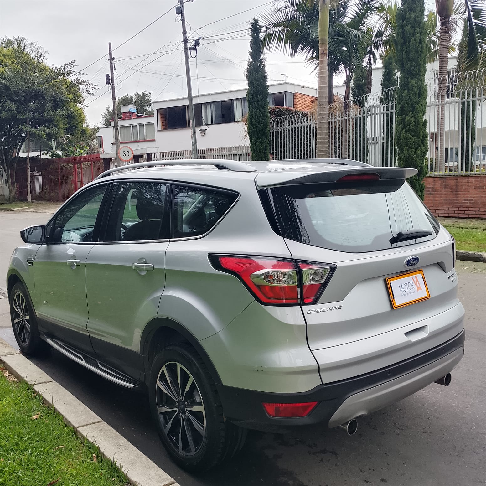 FORD ESCAPE 2017 - Imagen 14