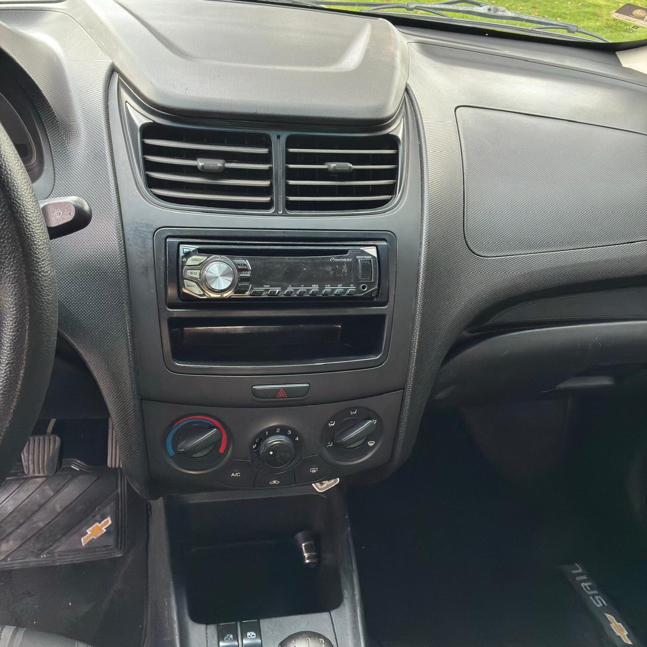 CHEVROLET SAIL LS 2015 - Imagen 12