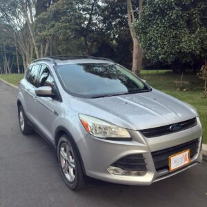 FORD ESCAPE SE AUTOMÁTICA 2015