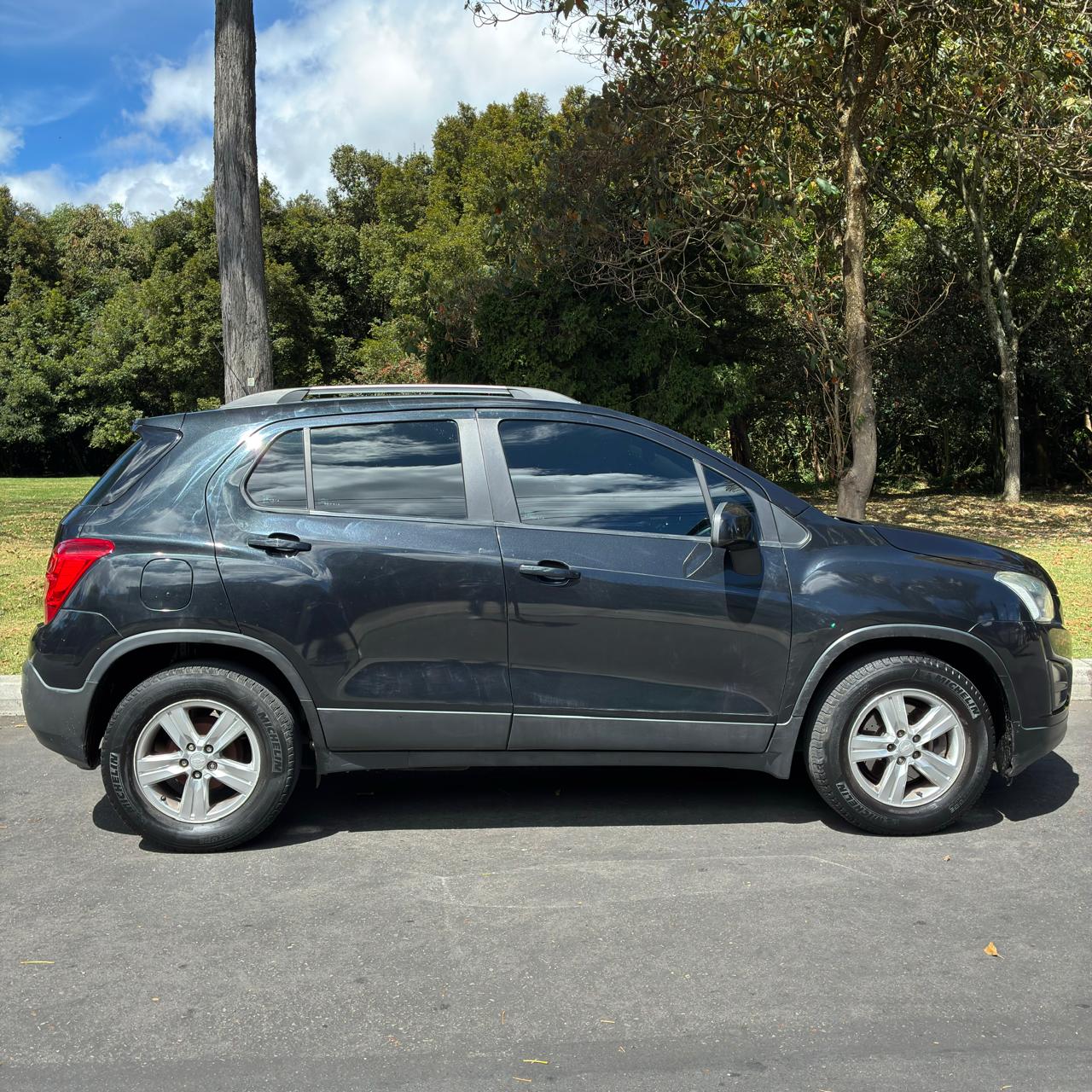 🚙 CHEVROLET TRACKER MECÁNICA 2013 1.8 GASOLINA – ÚNICO DUEÑO - Imagen 19