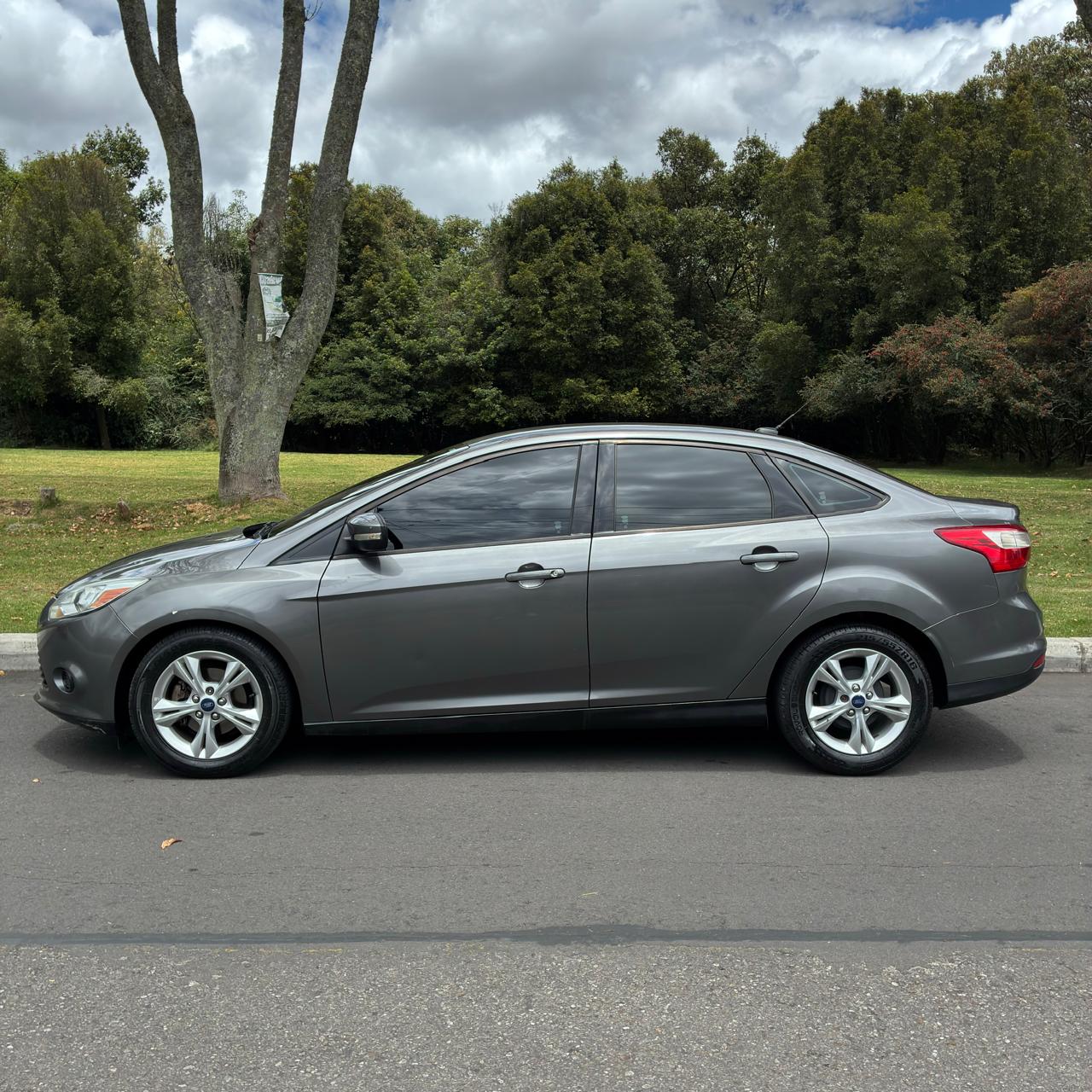 FORD FOCUS SE AUTOMÁTICO 2013 🚗🔥 - Imagen 13