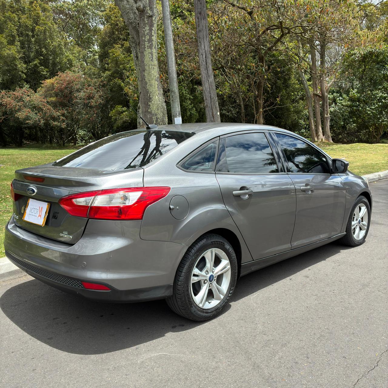 FORD FOCUS SE AUTOMÁTICO 2013 🚗🔥 - Imagen 7