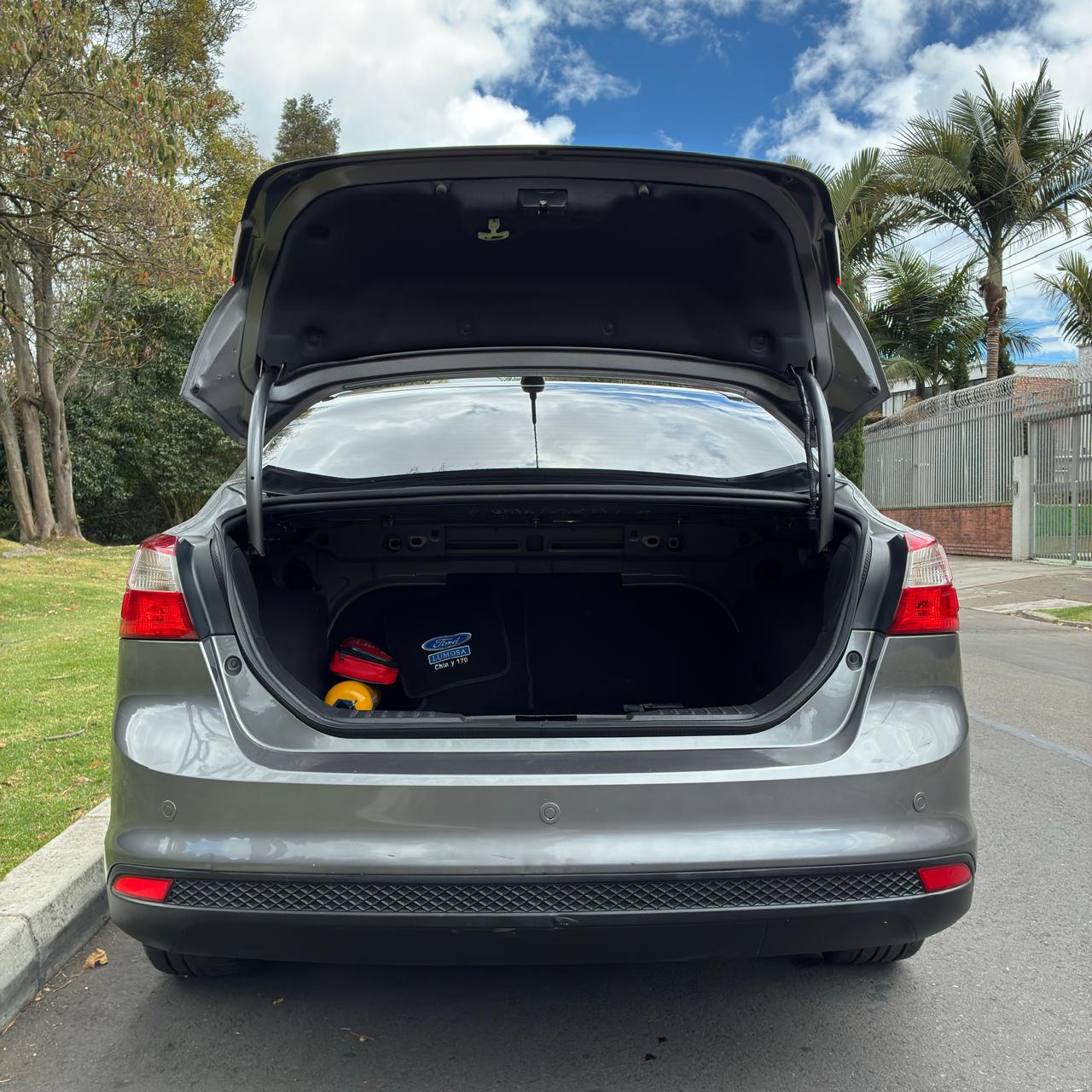 FORD FOCUS SE AUTOMÁTICO 2013 🚗🔥 - Imagen 9