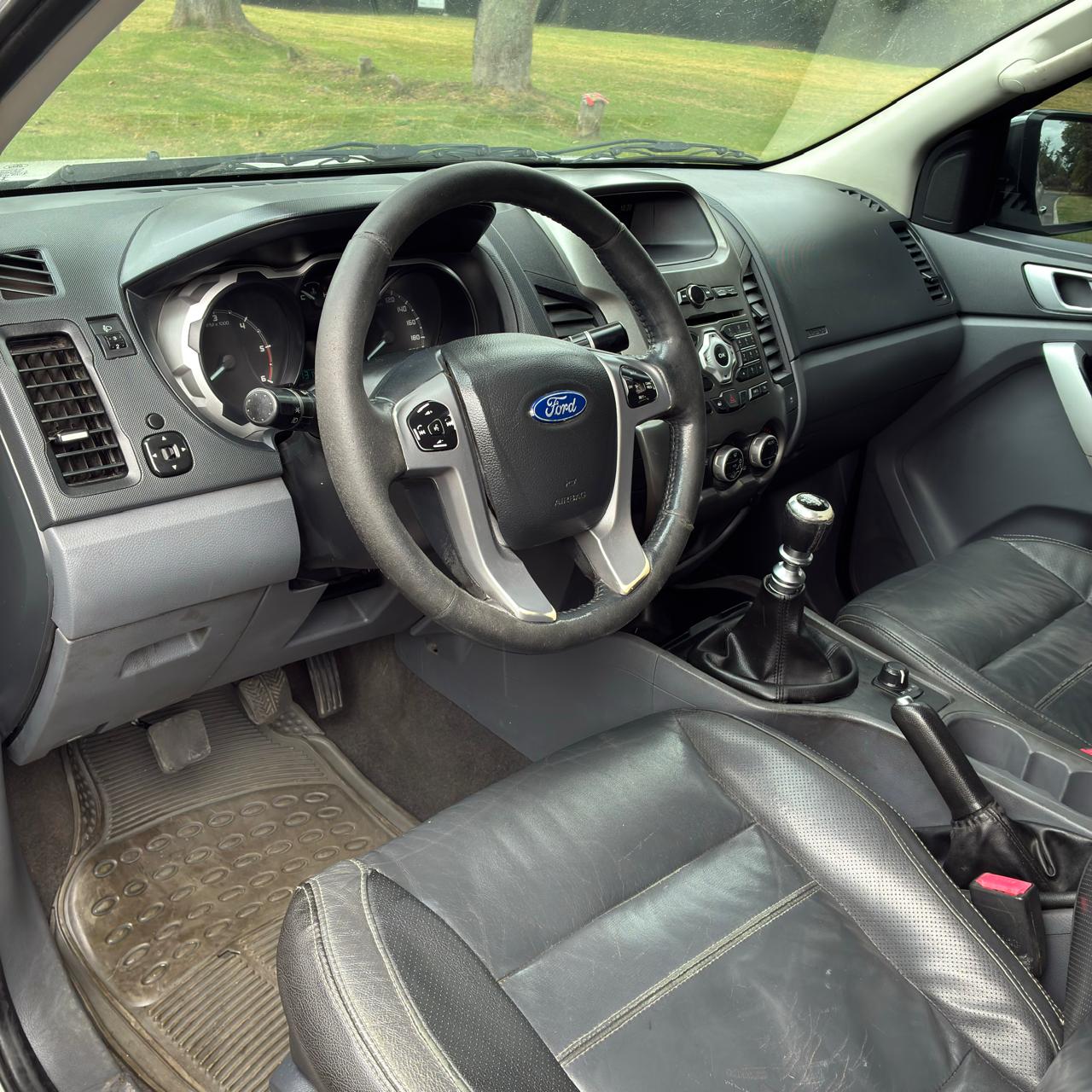 🚙 FORD RANGER 3.2 4X4 TURBO DIÉSEL MÉCANICA 2013 - Imagen 16
